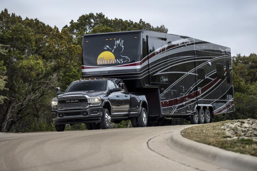  Ram 3500 Limited Mega Cab (D2) 2019 года  (фото 8 из 11)